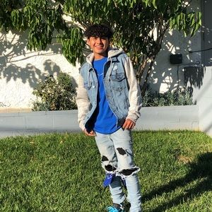 Meet your Posher, Chris